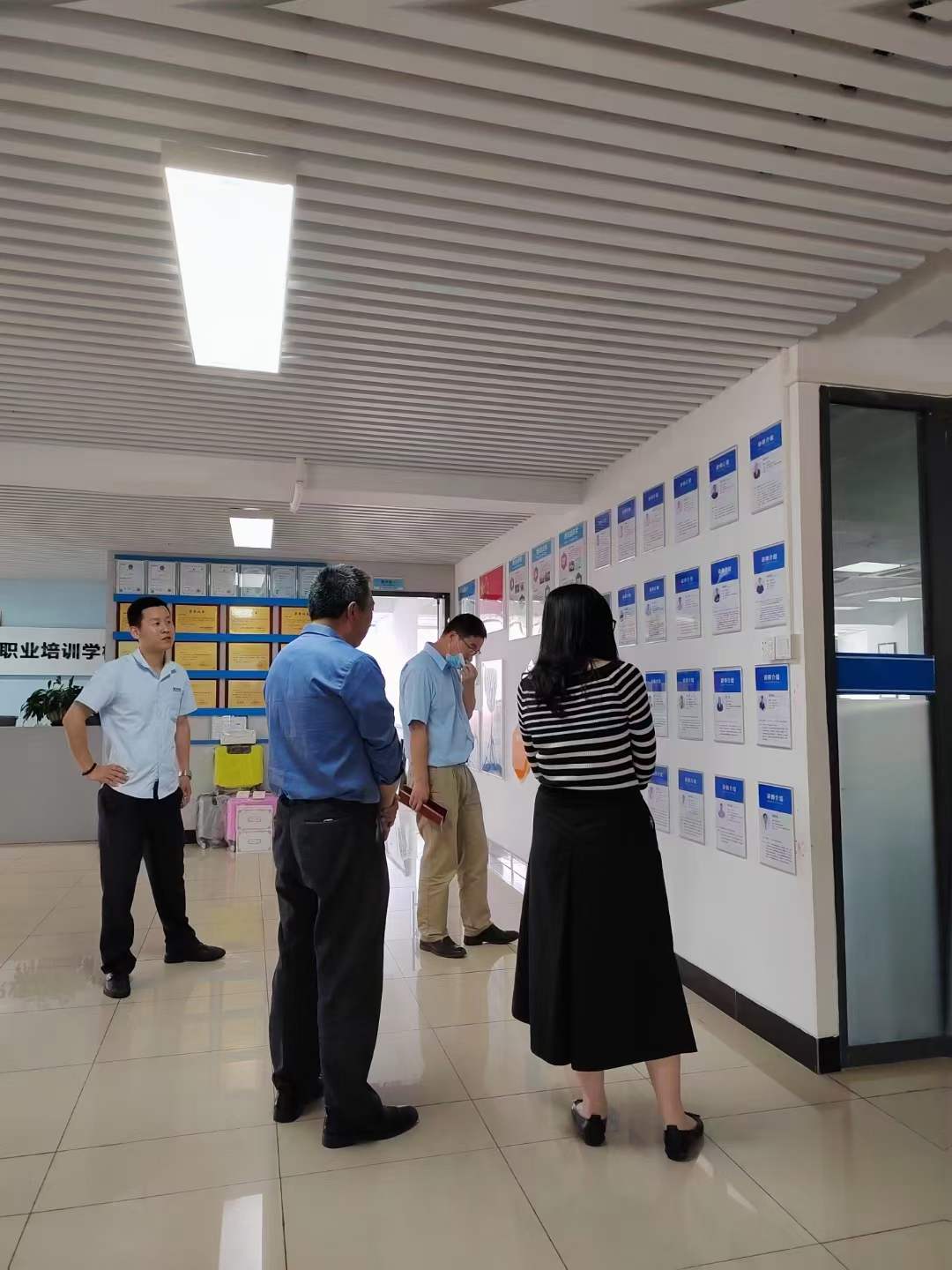 瀟灑培訓(xùn)歡迎你(瀟灑學(xué)校)
